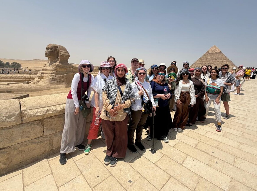 NWU students in front of the Sphinx in Egypt.