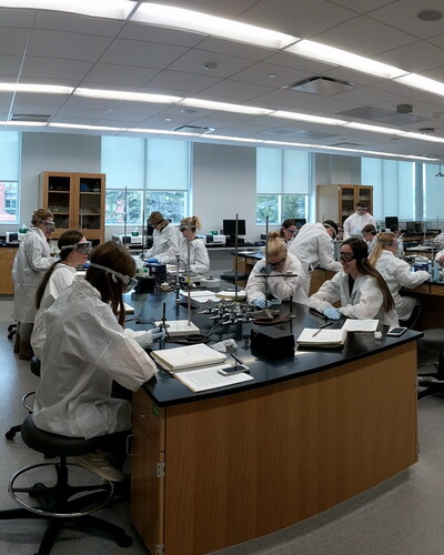 Chemistry students use a lab for the first time in Acklie Hall.