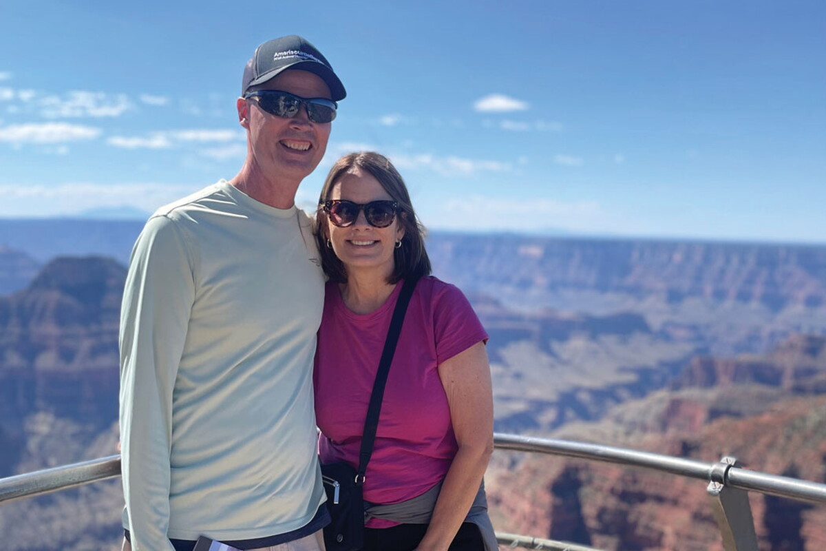 Dr. Joel and Anastasia Travis overlooking the Grand Canyon.
