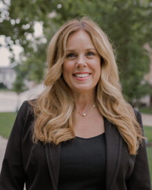 Headshot of Sarah Brandt