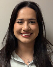 Headshot of Nadia Almanza