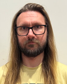 Headshot of Micah Drewes