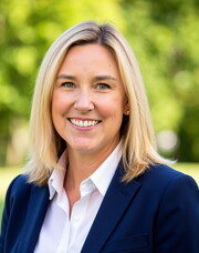 headshot of Melissa Hayes-Connolly