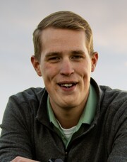 Headshot of Zachariah NewCheever