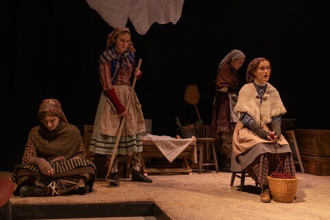 Production image 1 for Bondagers